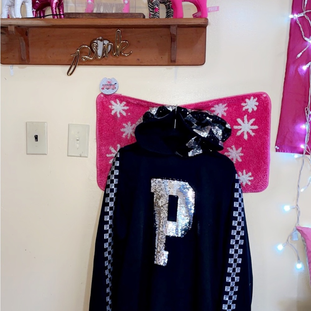 HTF hoodie - Picture 3 of 8
